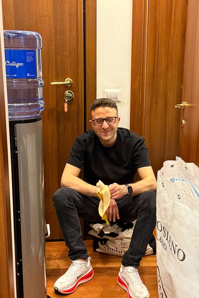 Image gallery image